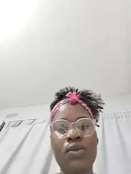 Cherrydollx live webcam