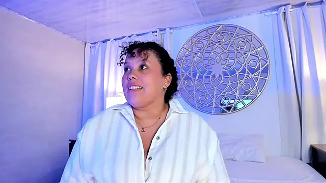 Zara_Holly_ webcam