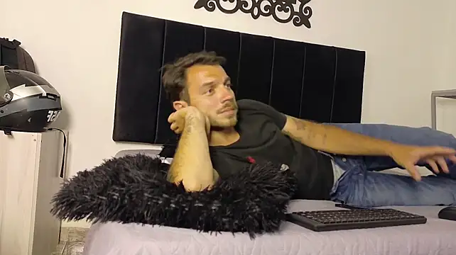 Santhiago_Jonnes webcam
