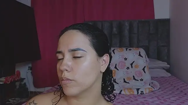 tatiana_big_ass_boobs webcam