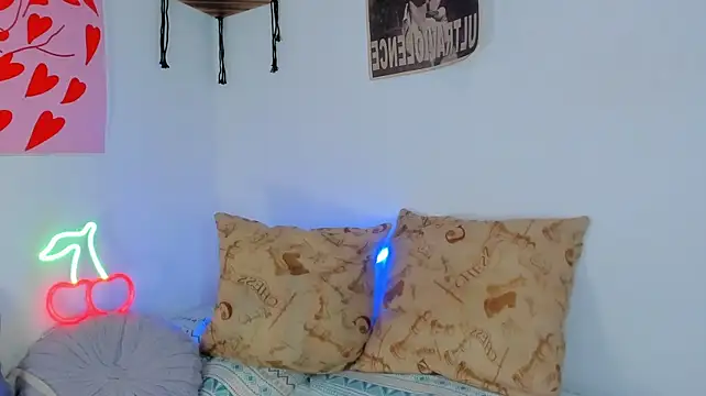 MarieTaylor_ webcam
