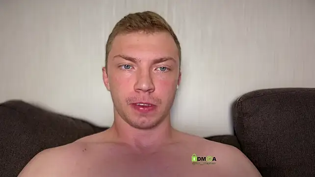 iron__chap webcam