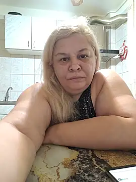 AriannaMilf live cam on StripChat