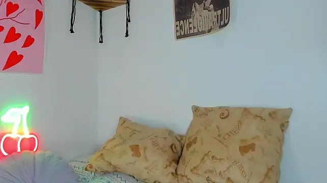 MarieTaylor_ webcam