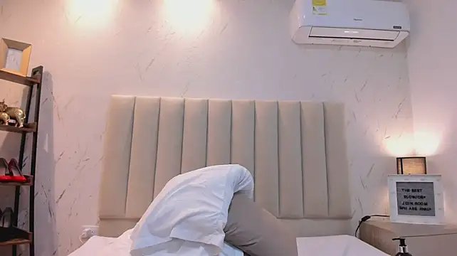 ViolettaRousee_ webcam