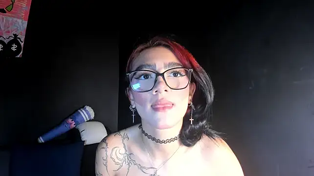 Nezukoo_1 live cam on StripChat