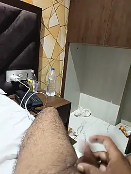 Punjabi_Ladka webcam