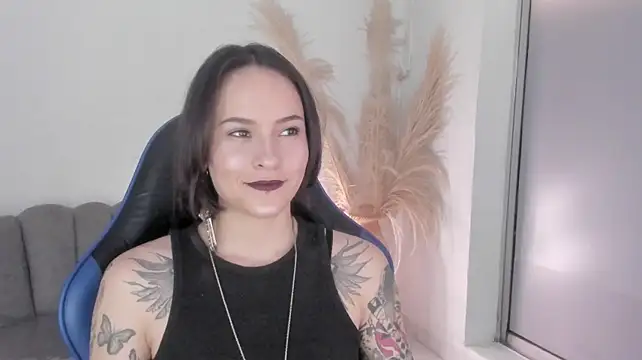 AnnyThompson_ webcam