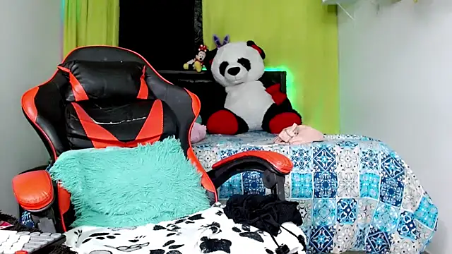 AlexdevilsHard webcam