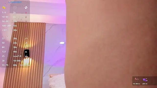 miss_alice_jones webcam