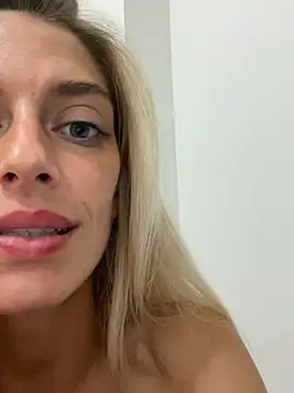 Bellalolahot