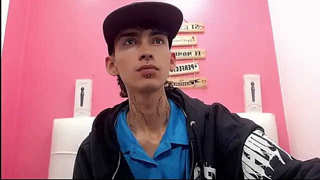 ttimy_x_boy webcam