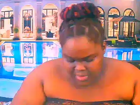 EbonyHotBuns webcam