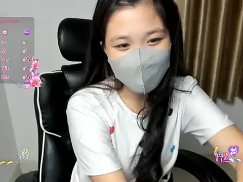 Linh_smile_ webcam