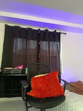 agrublack webcam