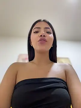GoodGirlGoneBack webcam