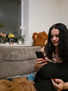 Rozaaaaforyoubigboob webcam