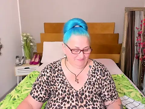 Sugarmommy_69X webcam