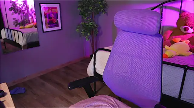 Emma_Lirys webcam