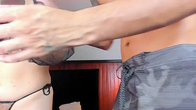 Isa_nd_Leo webcam