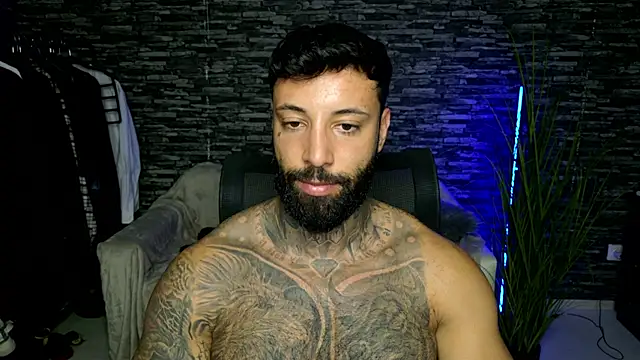 MasculineGuy99 webcam