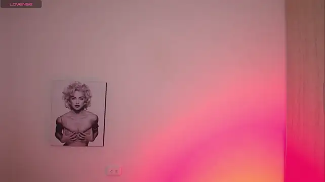 Millie_bobby webcam