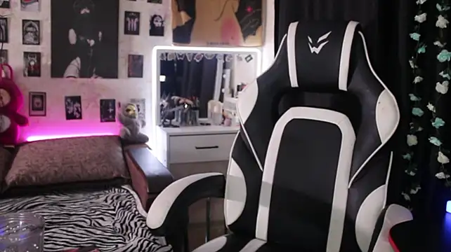 Kitty_goth webcam