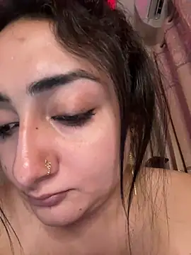 Tanisha_Silky webcam