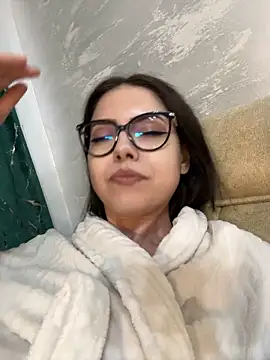 KaylaLewyss webcam