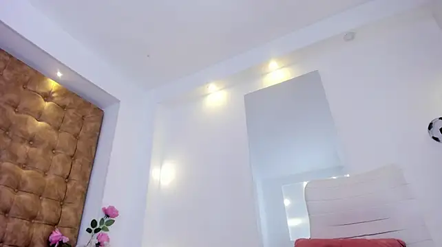 violet_giraldo webcam