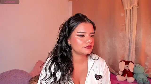 Shophie_thoopson webcam