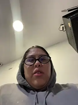 Mia_Carters webcam