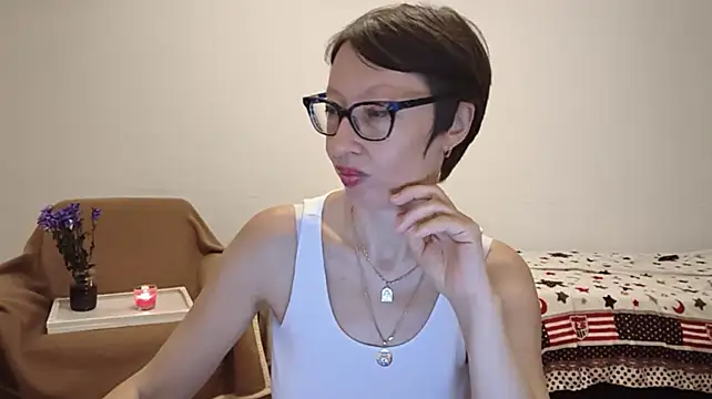 BellaRose_2020 webcam