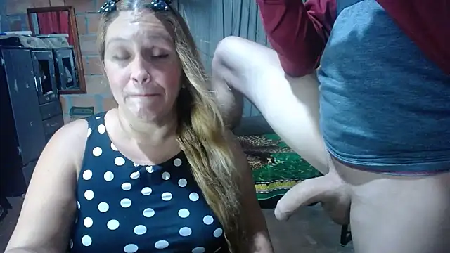 MOTHER_AND_SON09 webcam
