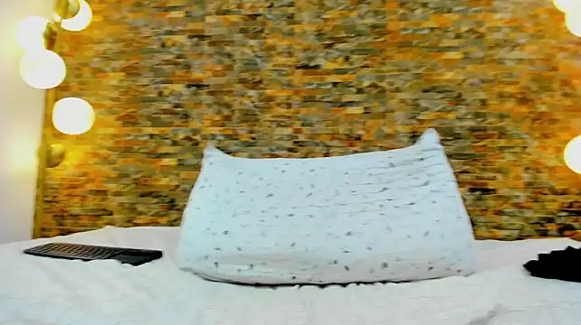 adenile5 webcam