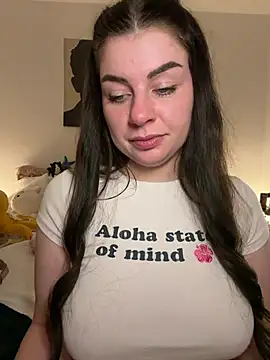 EllyNora webcam