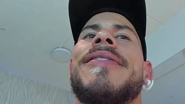 dylan_jacobx live cam on StripChat