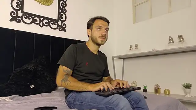 Santhiago_Jonnes webcam
