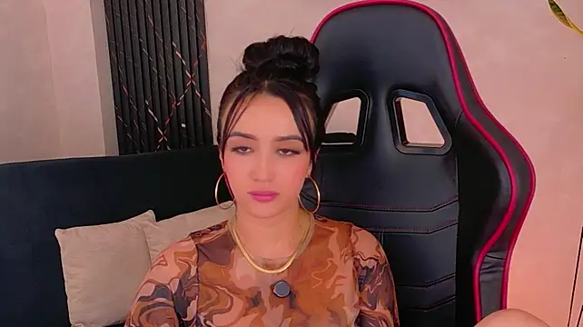 EmmyEvans1 cum webcam show