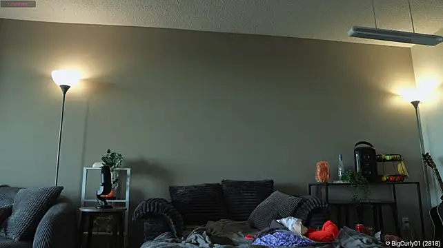 MissKatieBell live cam on StripChat