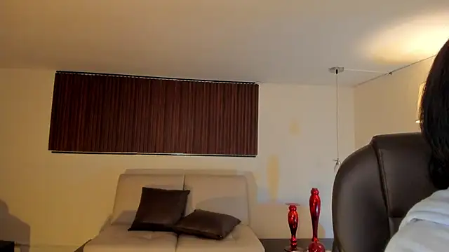 Maaiitee live cam on StripChat