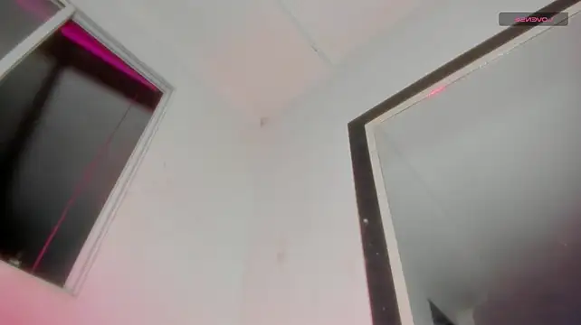 Lanna_big33 live cam on StripChat