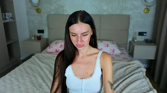 Snow_WhiteeeX live cam on StripChat