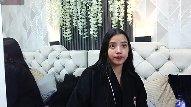 Zaira_bonny live cam on StripChat