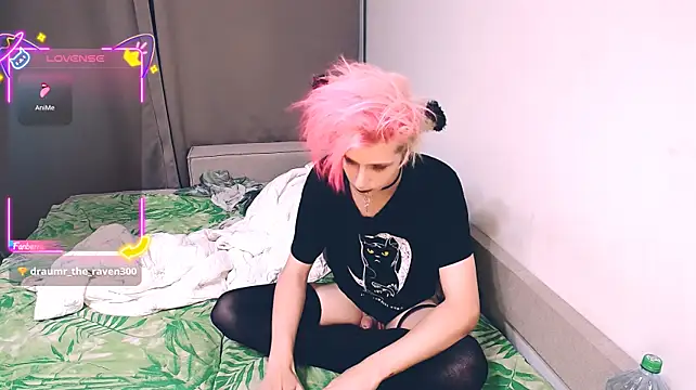 Littlepinkcat live cam on StripChat