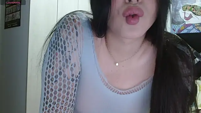 SarithaBunny live cam on StripChat