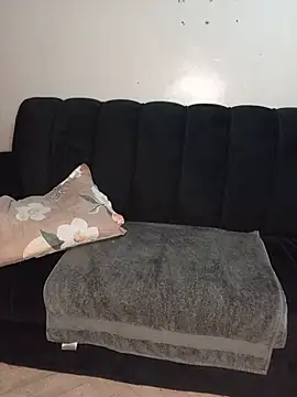 Lilshawrie21 webcam