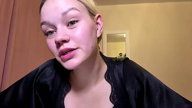 MiaCashe webcam