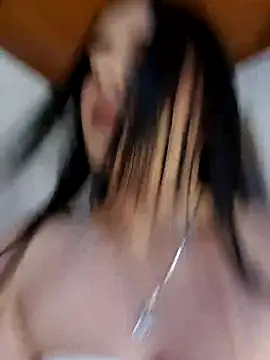 Nixiee_23 webcam