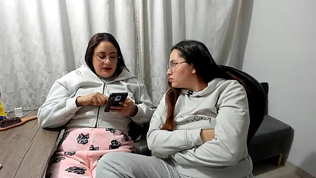 _girls_on_fire_ webcam